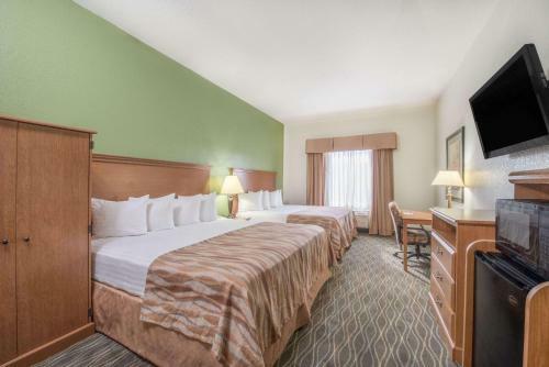 Hotel Baymont Inn & Suites