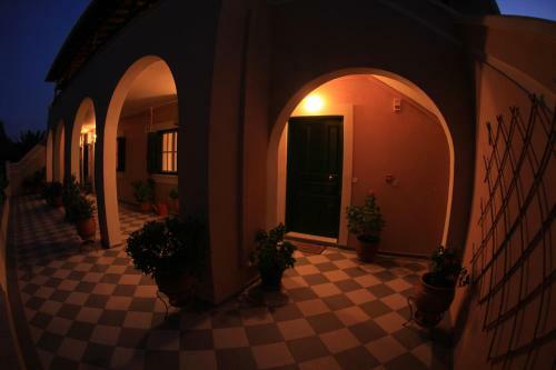 Iliobasilema Studios And Apartment