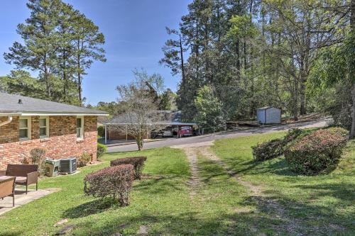 Spacious Retreat About 1 Mi To Augusta National!
