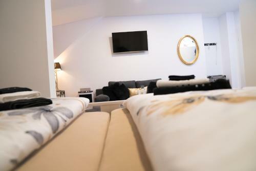 Hostal Pension & Restaurant La Amalia