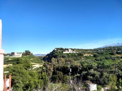 Traditional Apartment With Large Garden Near Beach