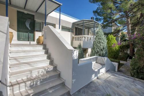 Villa Dream View In Theologos By Ghh