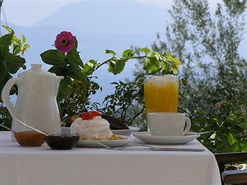 Agnantia Hotel Apartments