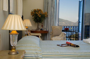 Agnantia Hotel Apartments