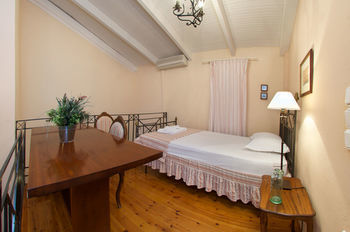 Agnantia Hotel Apartments