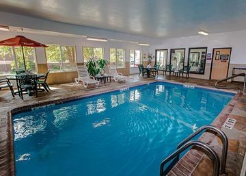 Hotel Comfort Suites Kansas City