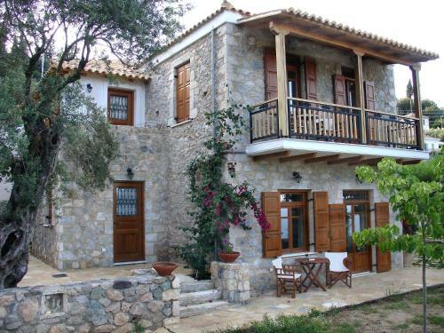 Homeberry Traditional Stone House In Tiros