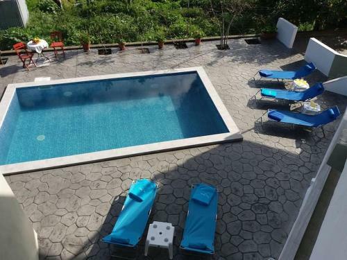 Greek Style Ground Floor Apartment & Pool