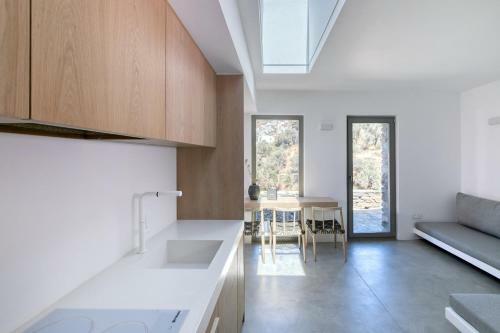 Hotel Tinos Dove Suites