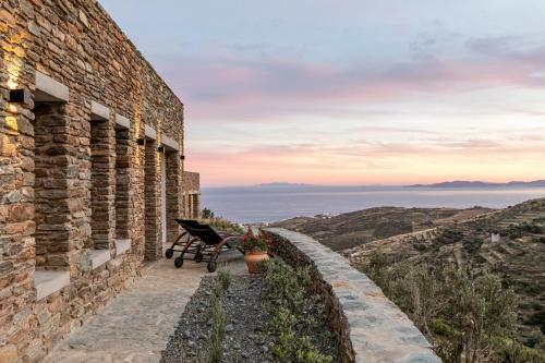 Hotel Tinos Dove Suites