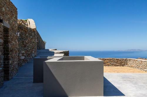 Hotel Tinos Dove Suites