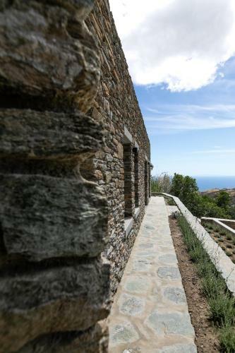 Hotel Tinos Dove Suites
