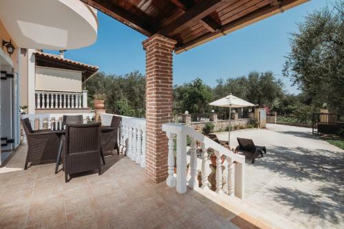 Villa Rosa 3 Bedroom With Sea View