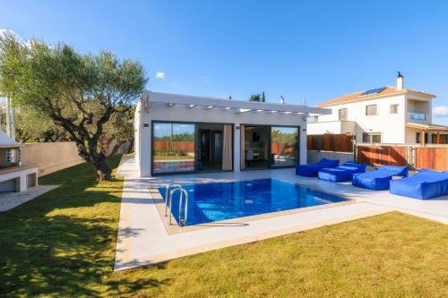 Oresteia Exclusive Villa, A Sublime Retreat