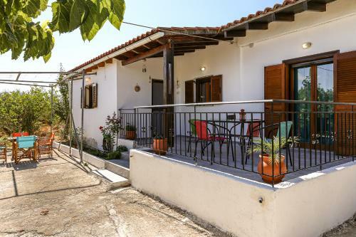 Apartamento Comfortable House In Quiet Area In Chania