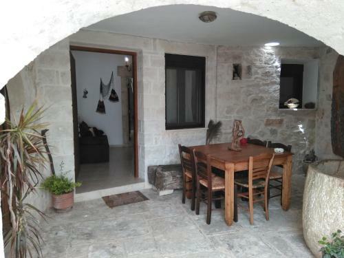 Grandma's House Vederoi