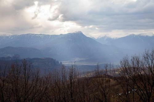 Great House With Garden Close To Meteora Greece