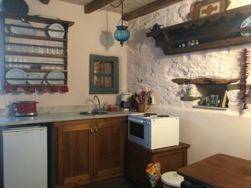 Zarta A Cosy Stone Village House With Splendid View