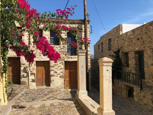 Zarta A Cosy Stone Village House With Splendid View