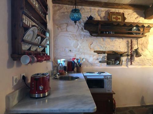 Zarta A Cosy Stone Village House With Splendid View