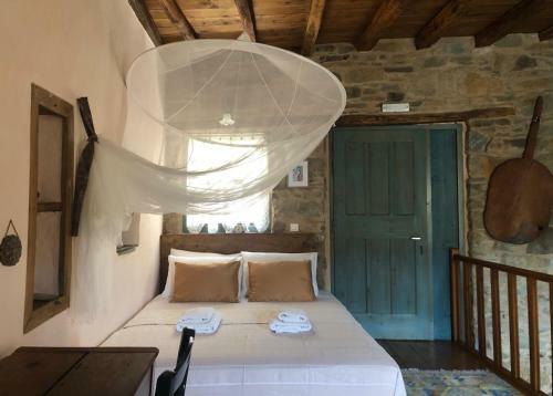 Zarta A Cosy Stone Village House With Splendid View