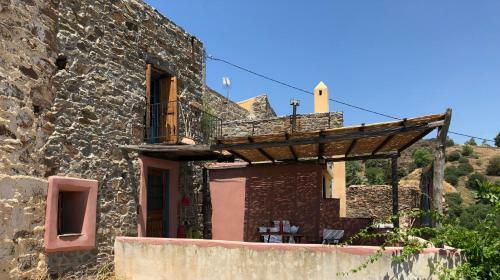 Zarta A Cosy Stone Village House With Splendid View