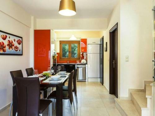 Apartment In Holiday Complex In Vlichada With Parking Space