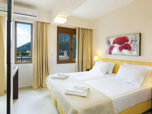 Apartment In Holiday Complex In Vlichada With Parking Space