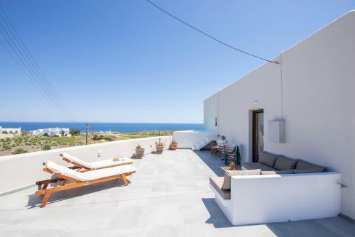 Evita Guesthouse,heated Jacuzzi,sea View, 2pax
