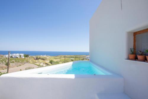 Evita Guesthouse,heated Jacuzzi,sea View, 2pax