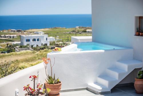 Evita Guesthouse,heated Jacuzzi,sea View, 2pax