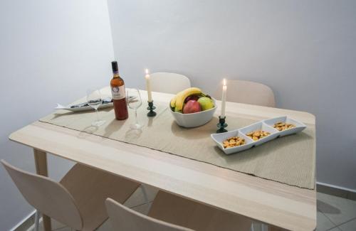 Evita Guesthouse,heated Jacuzzi,sea View, 2pax