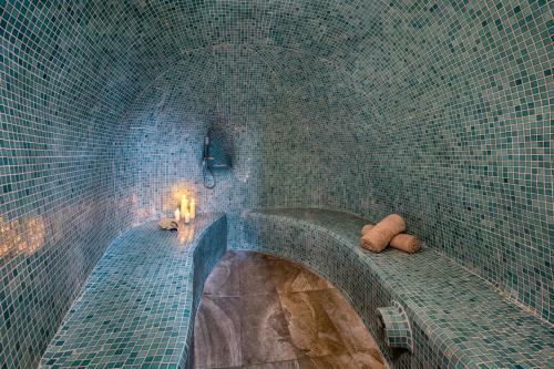 Villa Mystagoge Cave Pool/jacuzzi, Cellar And Hammam