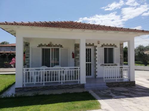 Villa Dimitris Apartments & Bungalows