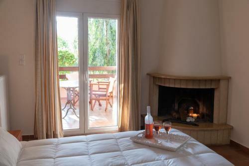 Hotel Corinthian Village