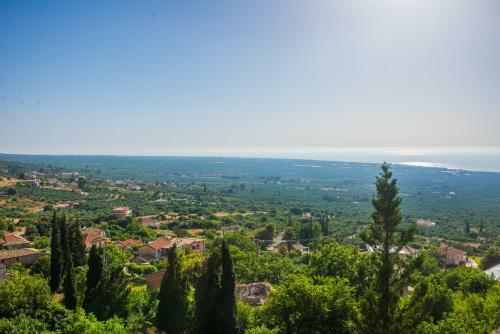 Petromanos, A Unique Place With Dreamy Sunsets!