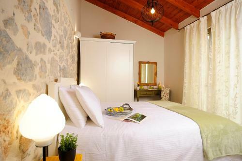 Hawk Villa, Nature Essence!