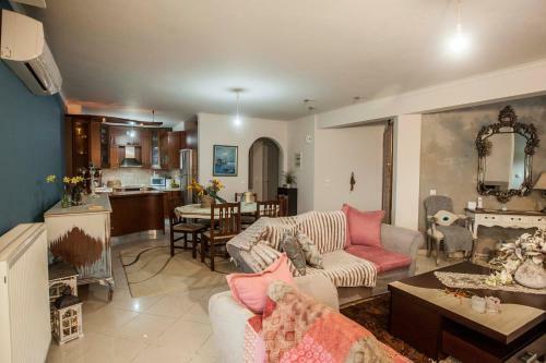 Villa Dina's House