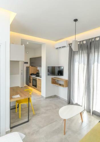 Superior Modern Apartment In The Center With View.