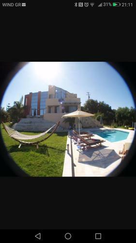 Provarma Hills Luxury Villa Gerani