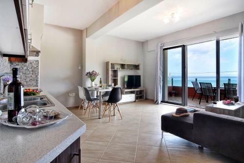 Darmanin Apartment 2 Yialos Corfu