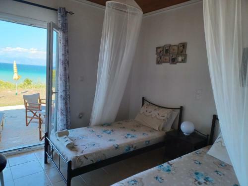 Sklavenitis Panoramic Seaview Beach Apartment