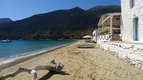 Wellanidia Cottage Skoutari