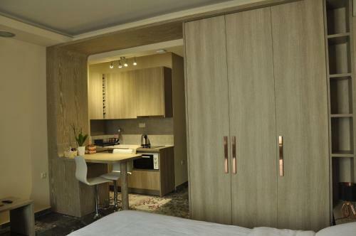 Apartamento Agias Sofias Street Luxurious Studio