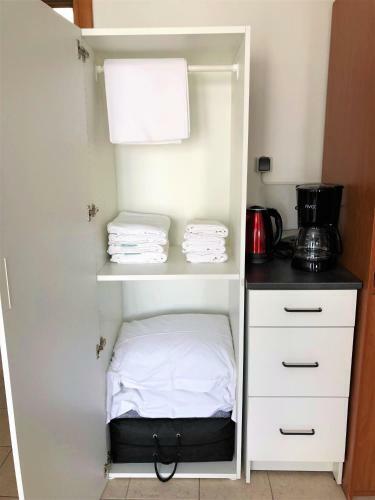 Apartamento Konstantina's Studio Skg