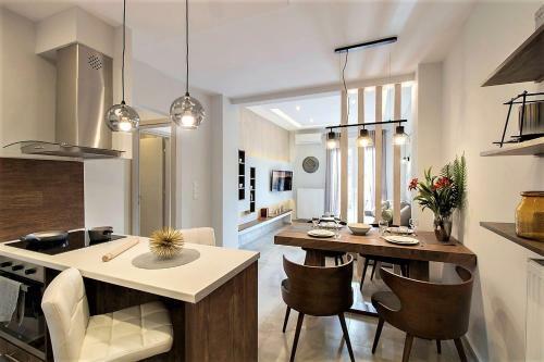 Metro Apartment
