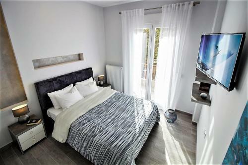 Metro Apartment