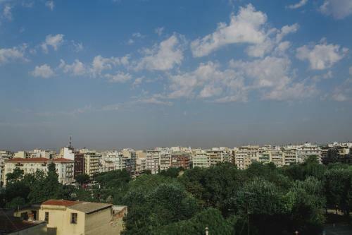 Top Floor Apartment At The City Center