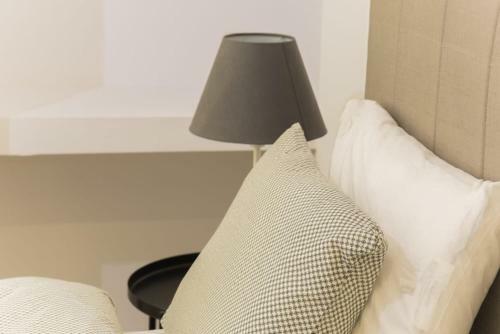 Cutest White-tower Apartment With A Private Patio