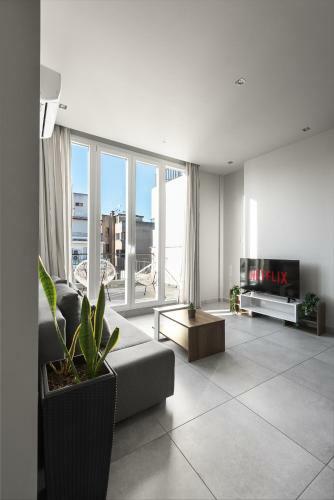 Penthouse Apartments, The Luxury Suites